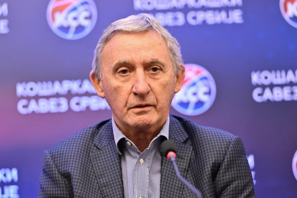 TRAŽIM LJUDE KOJI ĆE MENI POMOĆI Pešić otkrio da li će se baviti naslednikom