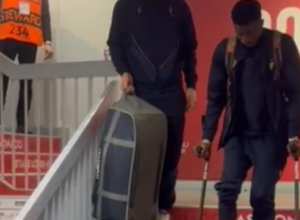 LOŠA VEST ZA ZVEZDU Piter Olajinka na štakama napustio stadion Monaka (VIDEO)