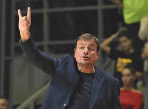 ATAMAN SE ODMAH OGLASIO Turski trener otkrio zašto je završio u bolnici