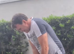 OD FUDBALA SE NE MOŽE ŽIVETI Legenda Zvezde i Brazila radi težak fizički posao (VIDEO)