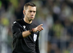 UEFA ODREDILA Poznati sudija vodi glavnu reč Švajcarcima i Srbima