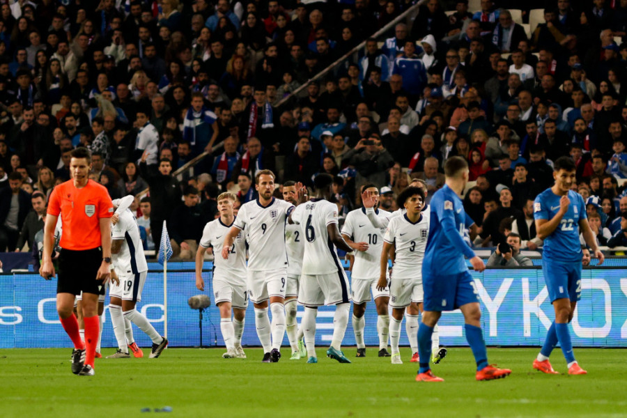 OSVETA SA KAMATOM Engleska silna u Atini