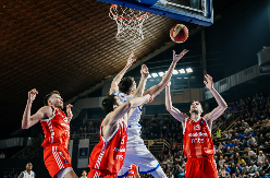 ZVEZDA JEDVA NAŠLA IZLAZ IZ ŠUME Spartak furiozno počeo, crveno-beli ga ugasili