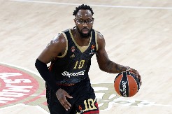 ČOVIĆ NAJAVIO BOMBU Zvezda na korak od pojačanja, ali...