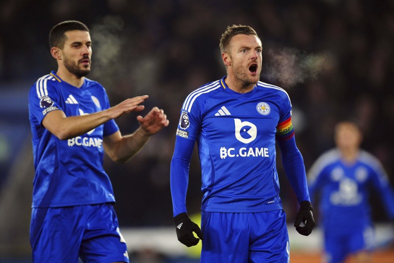 VAN NISTERLOJ UPISAO DEBI IZ SNOVA Lester srušio Vest Hem i gurnuo Lopetegija na ivicu otkaza