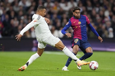 STRAŠAN UDARAC ZA BARSELONU Lamin Jamal se ponovo povredio, propušta veliki derbi