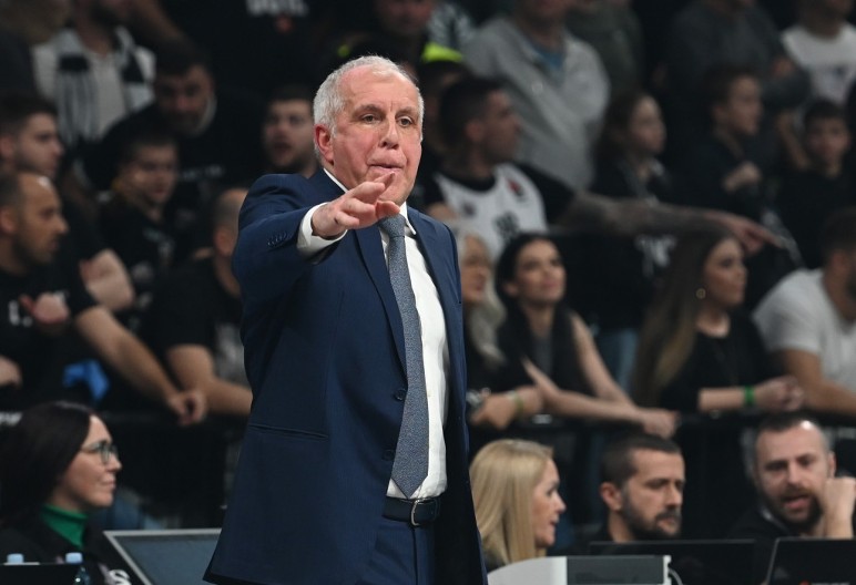 RAZOČARANI OBRADOVIĆ: Imali smo pobedu u rukama, ali nismo znali da to iskoristimo