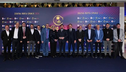 DODELA ZLATNE LOPTE FSS Najbolji fudbaleri i fudbalerke Srbije dobili priznanja, Vlahović poslao moćnu poruku