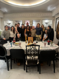 ČISTA EMOCIJA U DOMU SINIŠE MIHAJLOVIĆA Ovako njegova porodica čuva tradiciju za Svetog Nikolu