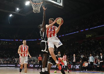 STRAŠAN DERBI U ARENI Evo kako izgleda tabela ABA lige posle pobede Zvezde u trileru