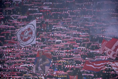 VLADA VELIKO INTERESOVANJE Ogroman red za karte uoči evroligaškog derbija (FOTO)