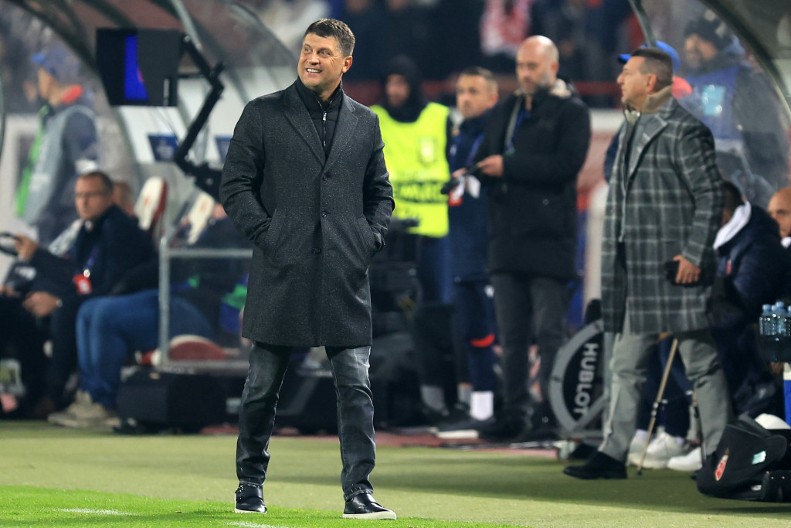 VLADAN MILOJEVIĆ NIJE MOGAO DA ČUJE BOLJE VESTI Jedan od ključnih igrača Zvezde spreman za Štutgart