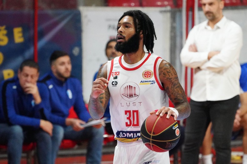 ŠPANIJA VIA ŠUMADIJA Amerikanac pun utisaka, priča i na srpskom: Pamtiću moju bandu kragujevačku