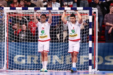 "ORLOVI" IZGUBILI Rukometaši Srbije poraženi od Mađarske u prijateljskom meču u Segedinu