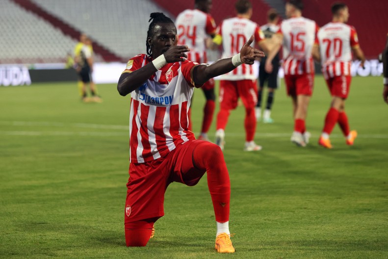 SPEKTAKULARNO Četiri gola Zvezde za poluvreme, Endijaj i Silas rasturaju (GOLOVI)