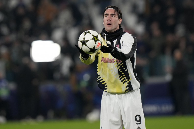 ON JE JEDAN OD NAJBOLJIH NAPADAČA Legendarni Italijan napao trenera Juventusa zbog Vlahovića