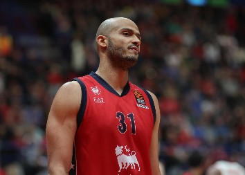 KATASTROFA OLIMPIJE Efes u Istanbulu "razmontirao" na delove bledi Milano