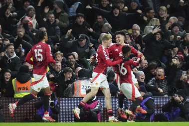 Mančester junajted uz mnogo muke slavio na teškom gostovanju, Srbin tragičar