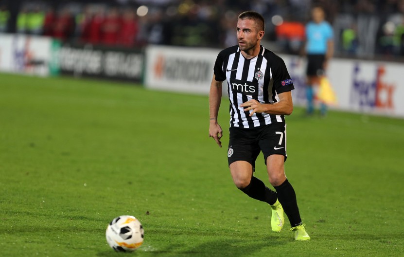 BAMBI SE VRATIO Zoran Tošić potpisao novi ugovor