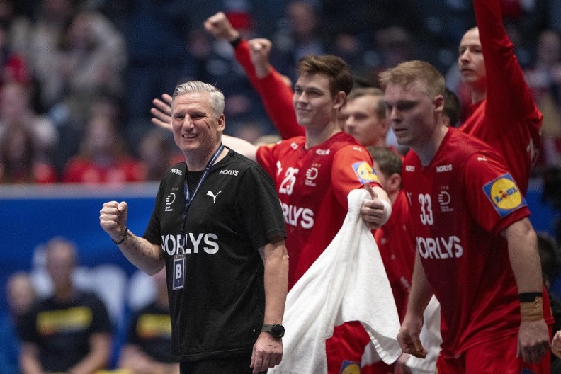 KLADIONICE NEMAJU DILEMU Danas je finale SP u rukometu, a pobednik se već zna. Hrvatska? Aha...