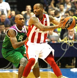 SRBIJO, VOLIM TE Bivši košarkaš Zvezde i Partizana poslao moćnu poruku