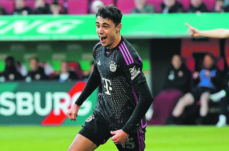 VELIKANI PRATE RAZVOJ SITUACIJE Nesuđeni reprezentativac Srbije na ceni - priča se o cifri od 100 miliona funti