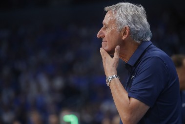 NIJE KRAJ TRENERSKE KARIJERE Pešić blizu posla u Evroligi