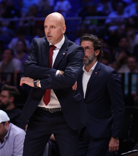 Tomislav Tomović napušta crveno-bele? Zvezda mu dala zeleno svetlo  