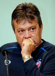NOVOSAĐANI SE OPROSTILI OD POZNATOG TRENERA "Ime i delo Kosanovića zauzimaju posebno mesto u istoriji našeg kluba"