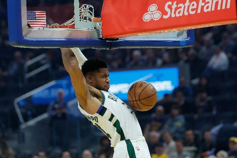 ZATRESLA SE NBA LIGA Janis konačno progovorio o trejdu iz Milvokija