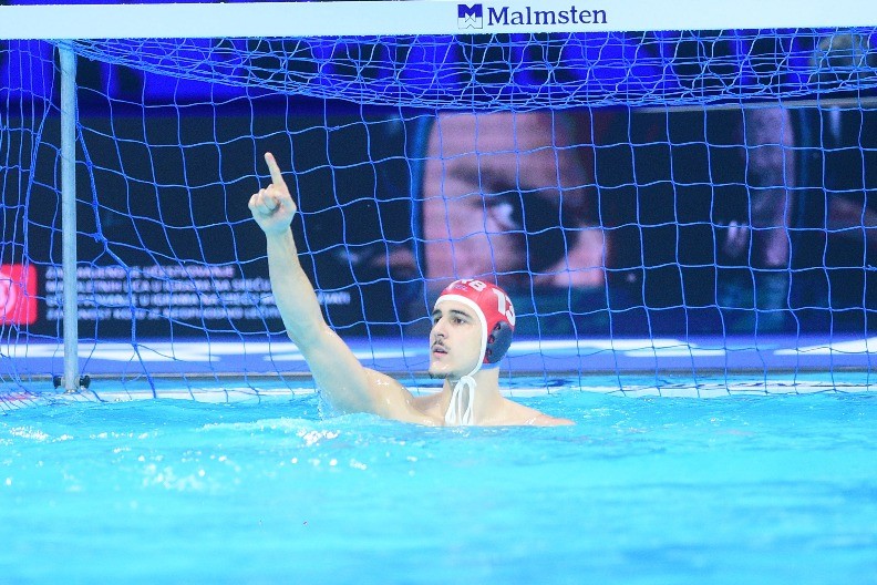 ŠPANIJA ZA VAĐENJE FLEKA Srbija svesna da nema pravo na kiks