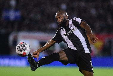 NIJE HTEO, ALI SADA HOĆE Napustio Partizan i otišao u klub koji je odbio pre godinu dana