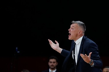 NEMA VIŠE NAGAĐANJA Potpisao Šarunas Jasikevičijus 