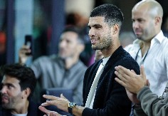 BIO BI TO TOTALNI ŠOK Alkaraz bira Federera?