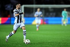 BIVŠI IGRAČ PARTIZANA DOMINIRA Reprezentativac Srbije srušio Olimpijakos