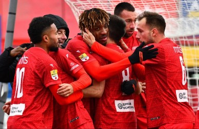 PADA REKORD Radnički kupio napadača iz Škotske i "razbio kasu"