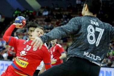 KAKVA PRIČA RUKOMETAŠA SRBIJE Oženio se Iranko, srpski naučio uz Hrvate i Bosance