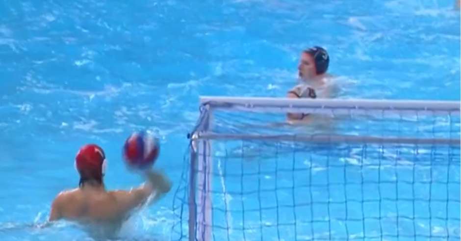 NAJLEPŠI GOL EVROPSKOG PRVENSTVA Golman Crne Gore postigao pogodak sa celog terena i šokirao Arenu