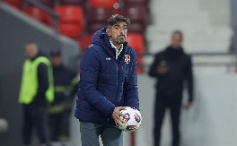 TEŽAK POSAO Loše vesti za Veljka Paunovića