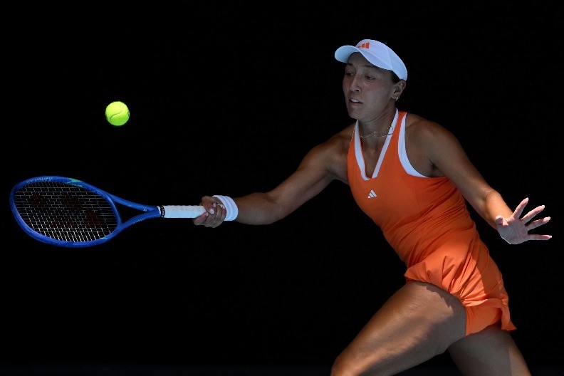 GLEDALA U NEVERICI Pobedila, a onda su krenuli da je rešetaju pitanjima o Trampu