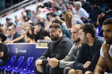 PRIŽELJKUJEM FINALE SA BRAĆOM GRCIMA Nikola Rađen za Sport Alo pred odlučujuće bitke: Da pred domaćom publikom pokažemo zašto smo olimpijski šampioni