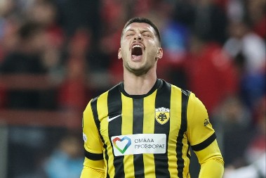 TEROR SE NASTAVLJA Jović ponovo strelac za AEK