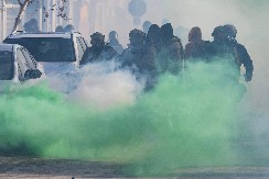 POTPUNI HAOS U AMERICI Ludilo u Mineapolisu odložilo NBA meč