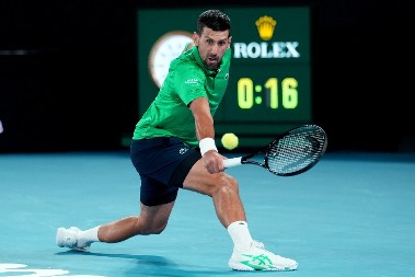 ŠOK U MELBURNU Đoković bez borbe u četvrtfinalu Australijan opena, protivnik se povukao sa turnira