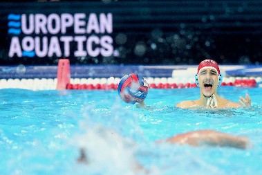 HEROJ NACIJE GLUŠAC Golman Srbije jedva dolazio do reči posle zlata