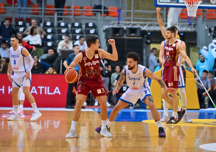 DRAMA U NIŠU PRIPALA "PANTERIMA" Kuzmić na tri sekunde do kraja odveo FMP na megdan Zvezdi u polufinalu