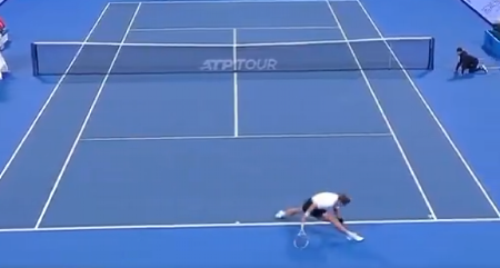 HRABRO SRCE Ovako se povredio Hamad, previjao se od bolova, a onda isprašio nadmenog Grka