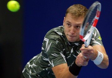 PRVA REAKCIJA HAMADA POSLE POVREDE Međedović utučen zbog povlačenja iz Dohe, otkrio i koji turnir sigurno preskače