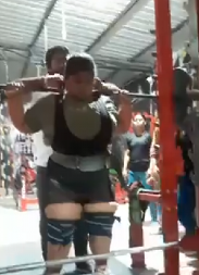 UZNEMIRUJUĆE Velika šampionka poginula u teretani, ubio je teg oko 270 kilograma (VIDEO)