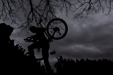 PRONAĐENO BEŽIVOTNO TELO SPORTISTE Obistinile se crne slutnje (FOTO)